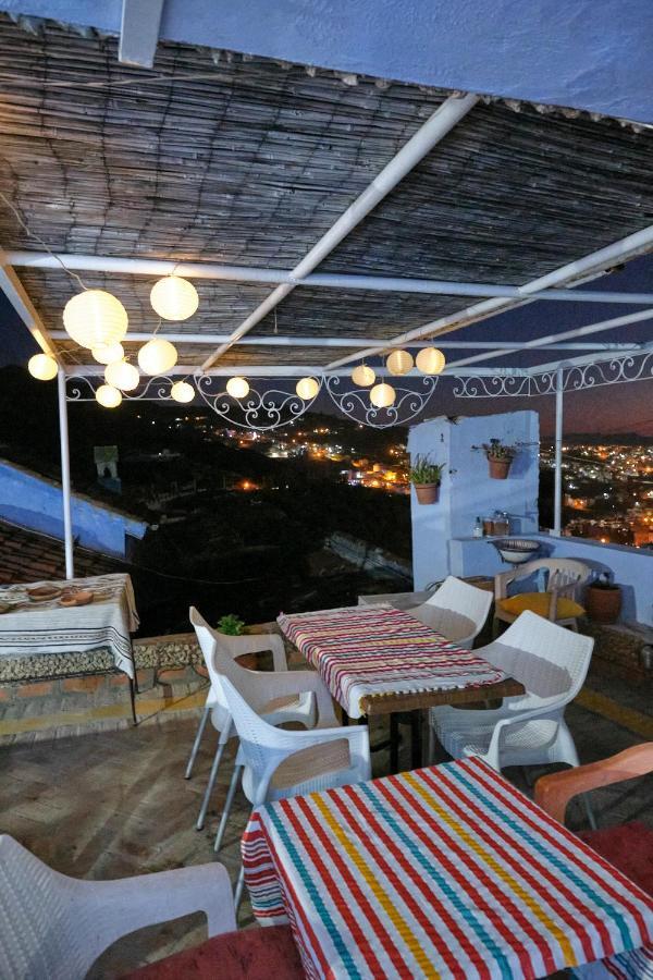 Riad Nerja Шефшауэн Экстерьер фото