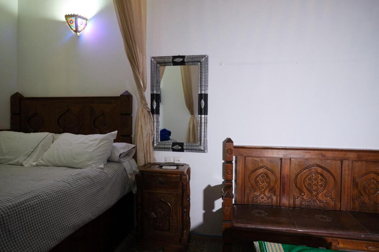 Riad Nerja Шефшауэн Экстерьер фото